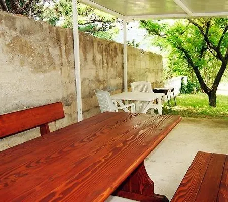 Lägenhet In With Terrace, Air Condition, Wifi, Washing Machine Baška